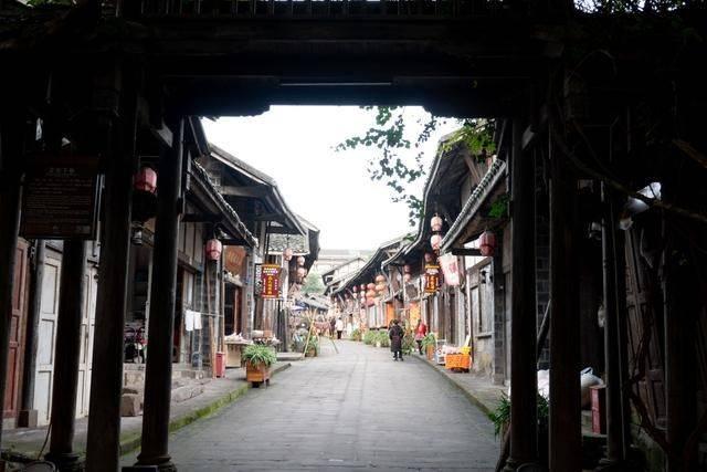 两连败！潜在黑马越南成为本届亚洲杯首支出局球队